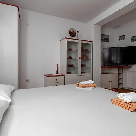 Carmen Lägenhet Makarska