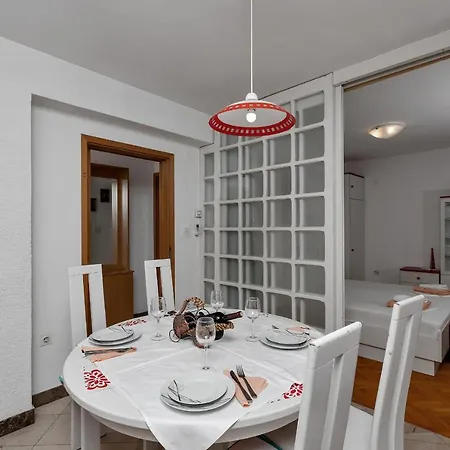 Carmen Lägenhet Makarska