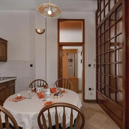 Carmen Apartment