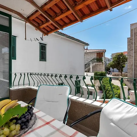 Apartment Carmen