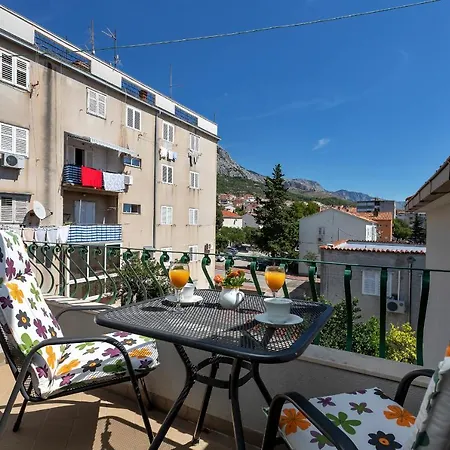 Carmen Lägenhet Makarska