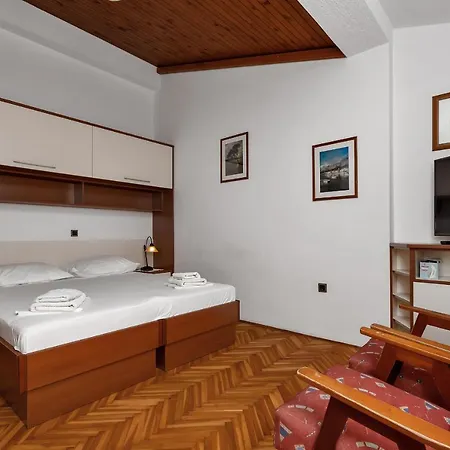 Carmen Apartment Makarska