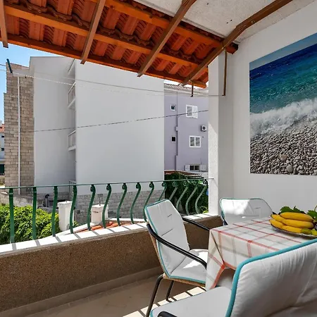 Apartment Carmen Makarska