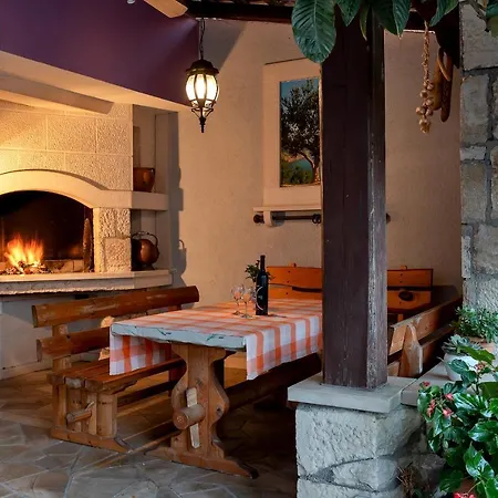 Carmen Lägenhet Makarska