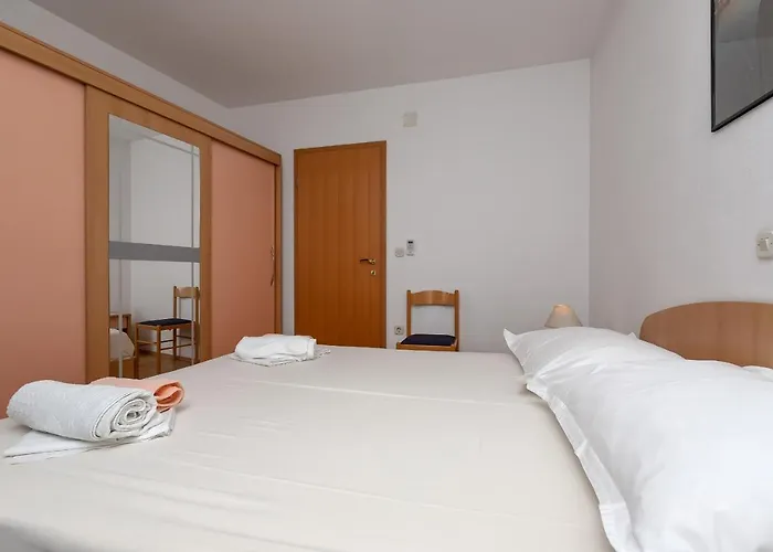 Carmen Lägenhet Makarska