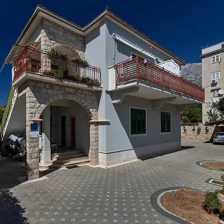 Appartement Carmen Makarska